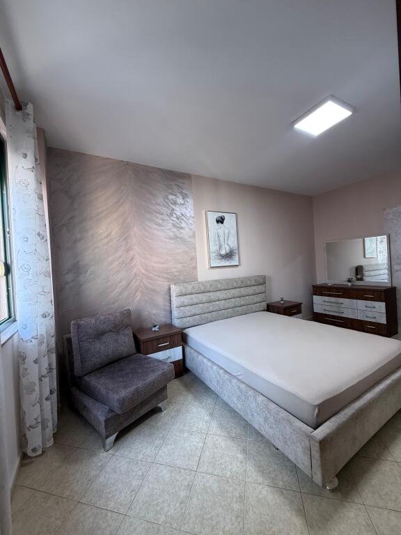 Appartamento 2+1+2 in Affitto  📍 Zona: Ekspozita
