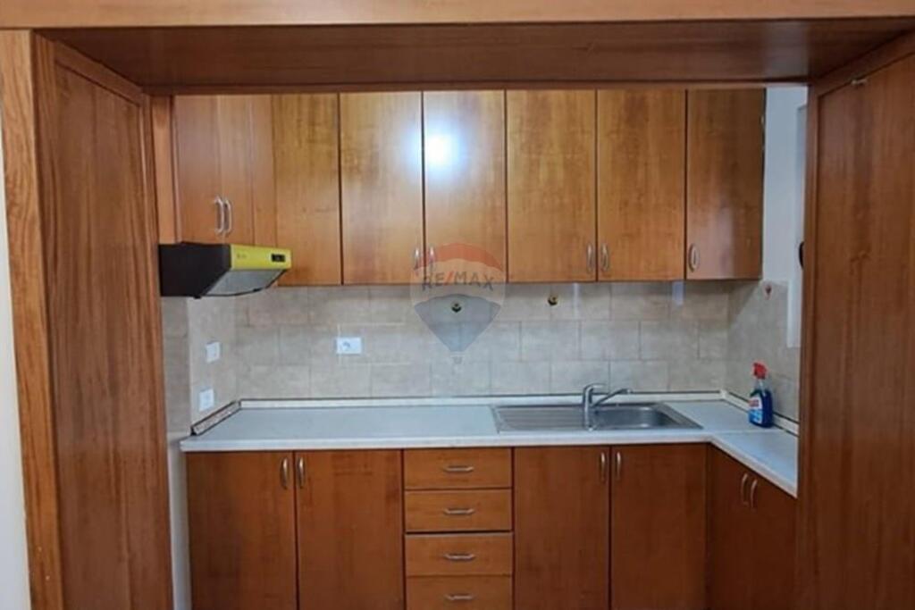 SHITET, APARTAMENT 2+1, PORCELAN, TIRANE !