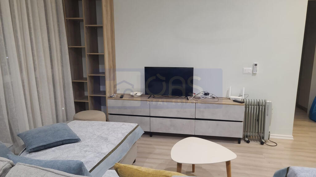 Jepet apartament me qera 1+1+Parkim tek rruga Riza Cerova ( rruga e Dibres)
