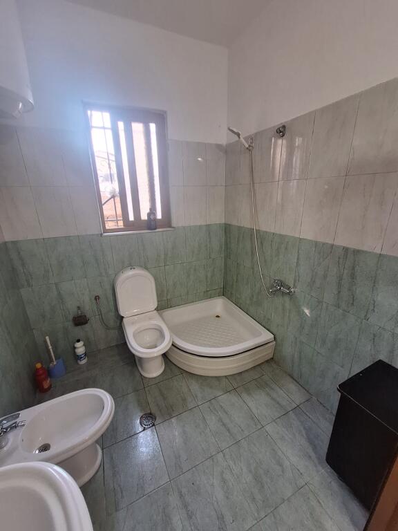 Apartament me qira 1+1 ne Kombinat