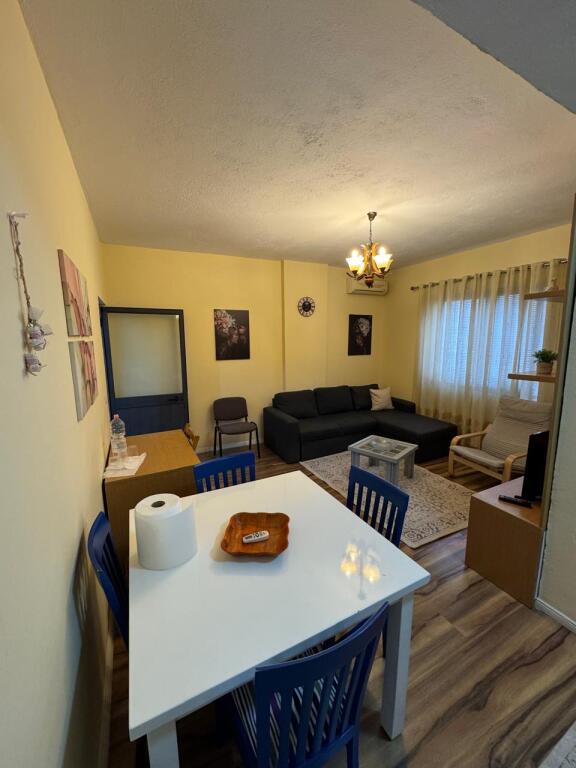 Studio apartment for sale 87,000 euros Ndre MJeda Street