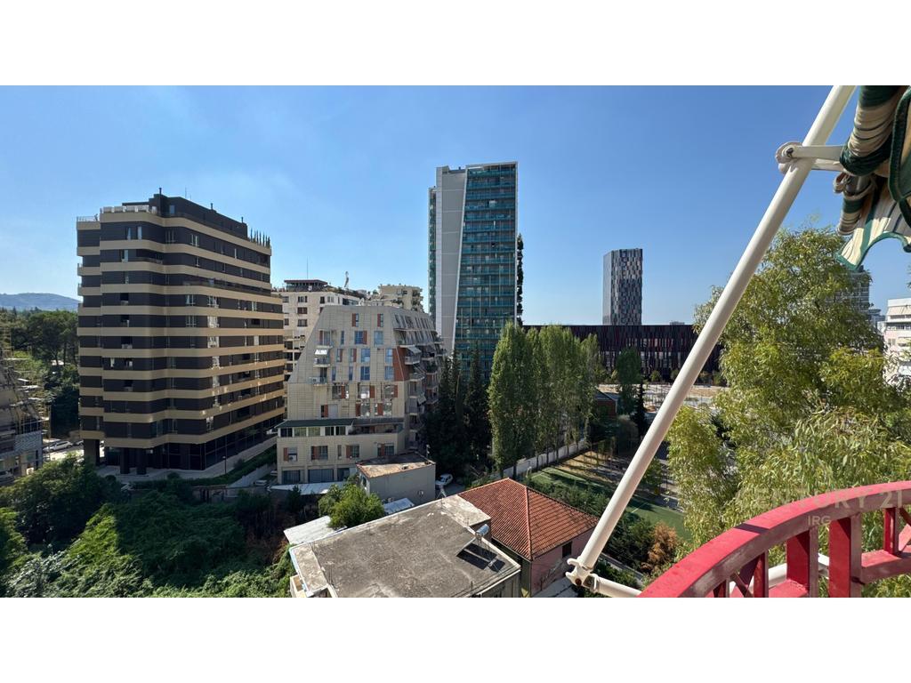 Jepet me qira apartament 3+1+2 te Rruga e Elbasanit, Tiranë