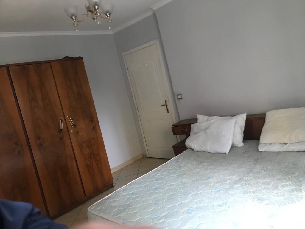 Jepet me qera 2+1 tek 21 dhjetori