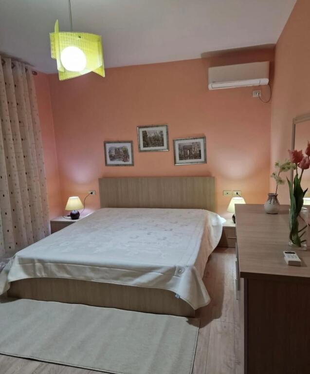 Apartament 2+1 me qira pra e Presidences!