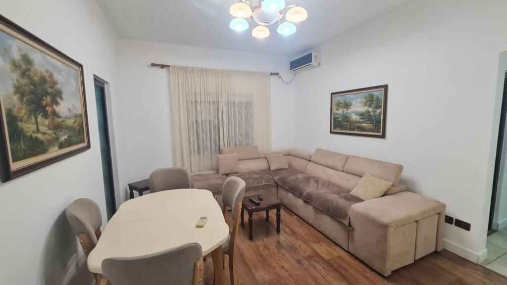 For rent 2+1, 2nd floor in a private villa, near police station 3, Mine Peza street.
