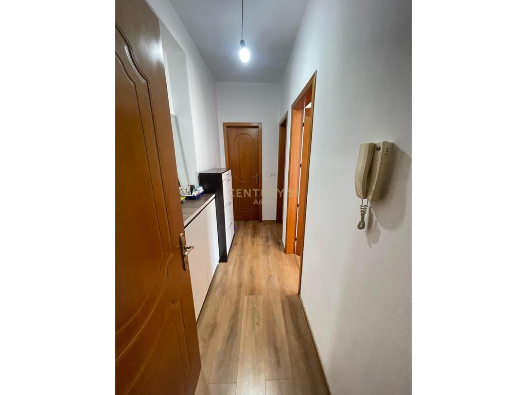 SHITET  APARTAMENT 2+1 TEK KODRA E PRIFTIT