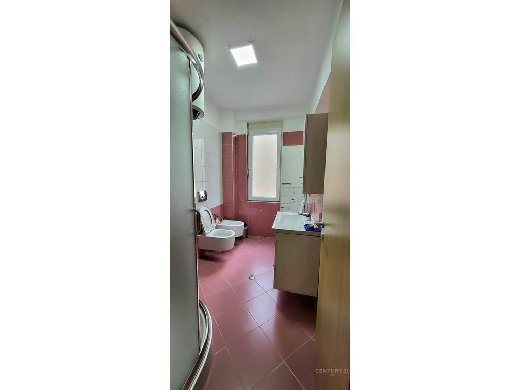 Appartamento 2+1+Deposito in Via Kavaja!