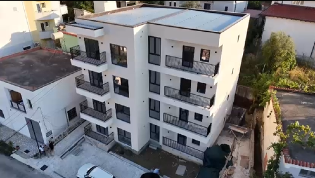 Appartamento Elegante 2+1 in Vendita a Tirana (S5)