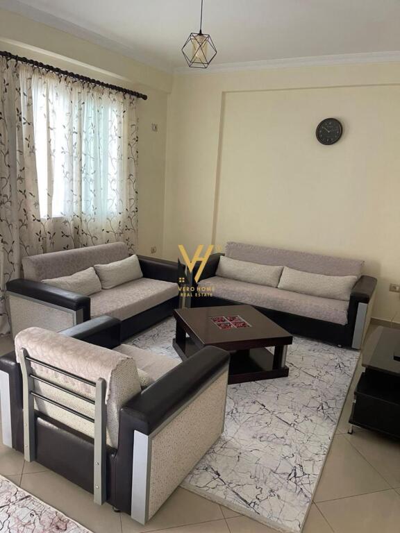 SI AFFITTA INGRESSO 2+1 UNA VILLA IN ASTIR 45.000 LEKE