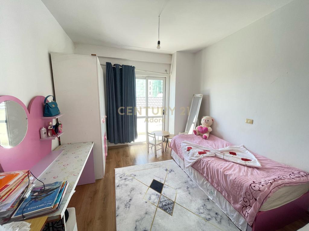 SHITET  APARTAMENT 2+1 TEK KODRA E PRIFTIT