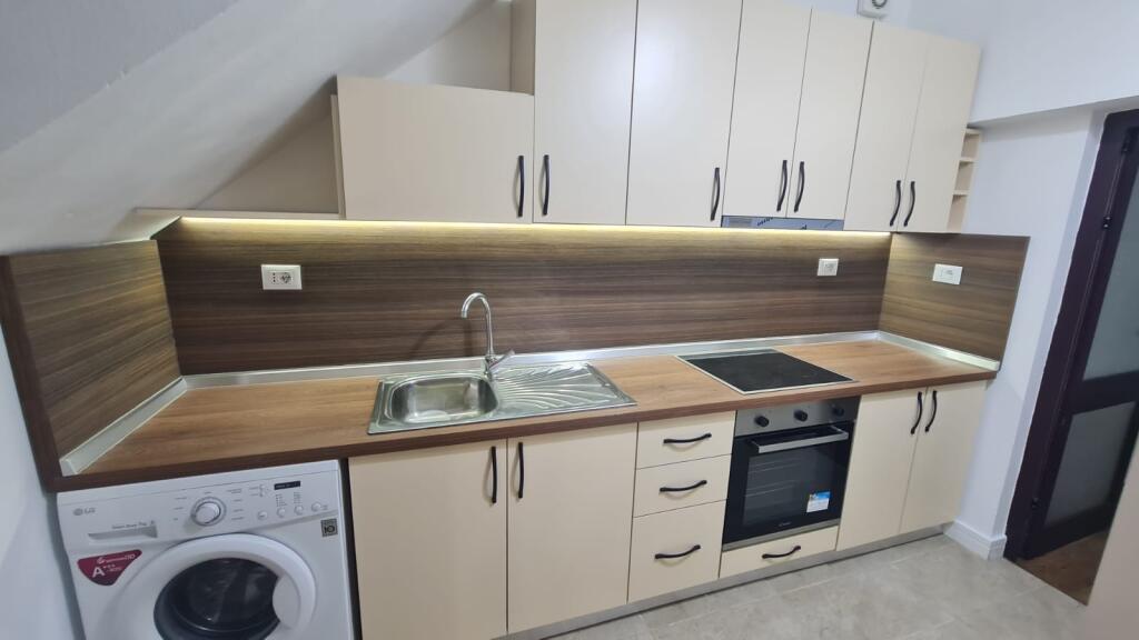 In Affitto Appartamento 2+1+2 Bagni + 1 Balcone