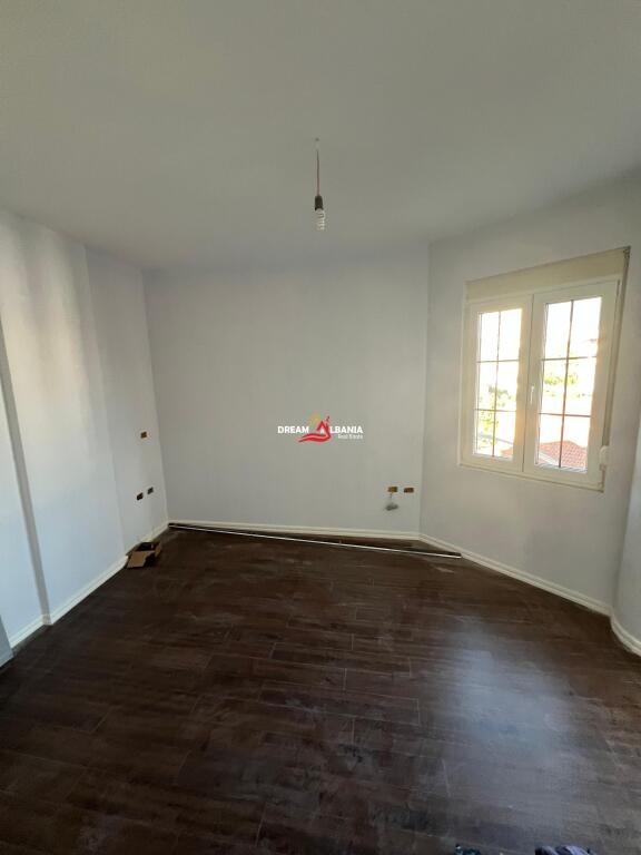 Apartament 1+1 ne shitje ne Fresk, Prane Fizikes Berthamore ne Tirane (ID 41111132)