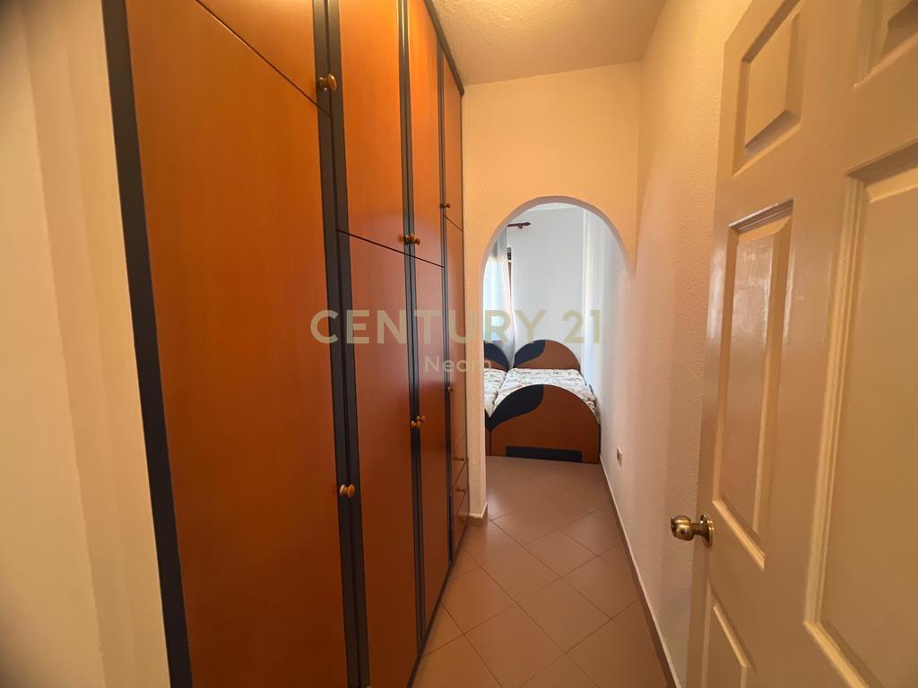 RRUGA E KOSOVARËVE, APARTAMENT 2+1+2 PËR QIRA! - 700 € /Muaj