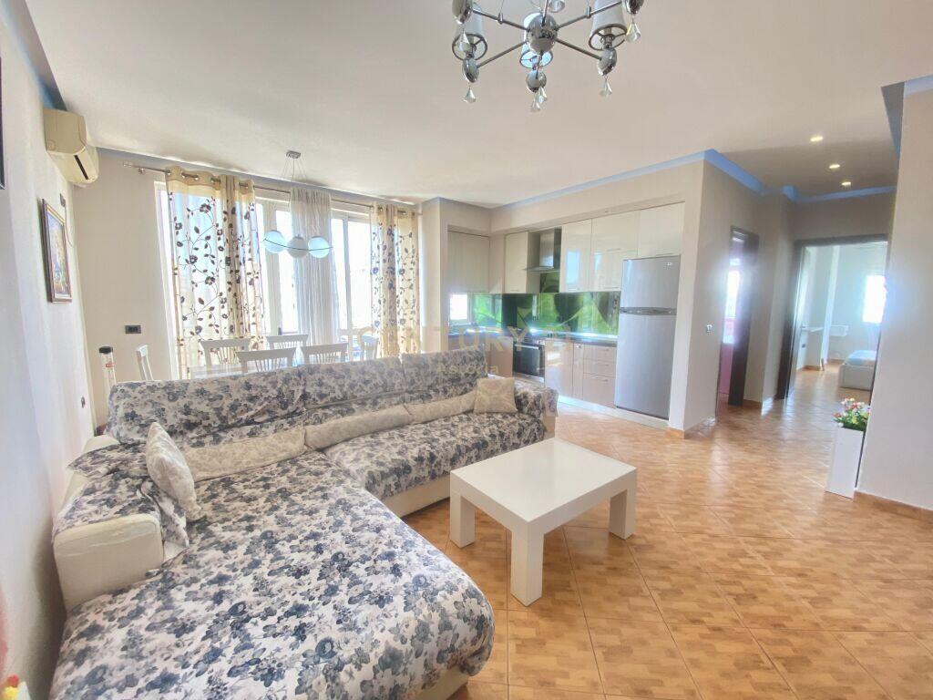 APARTAMENT 2+1 ME QIRA PRANE VILA L 1, ASTIR
