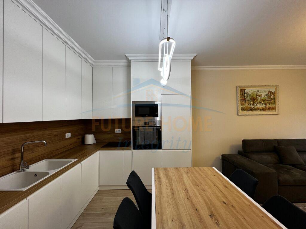 Qera, Apartament 2+1+3, Pazari i Ri, Tiranë.