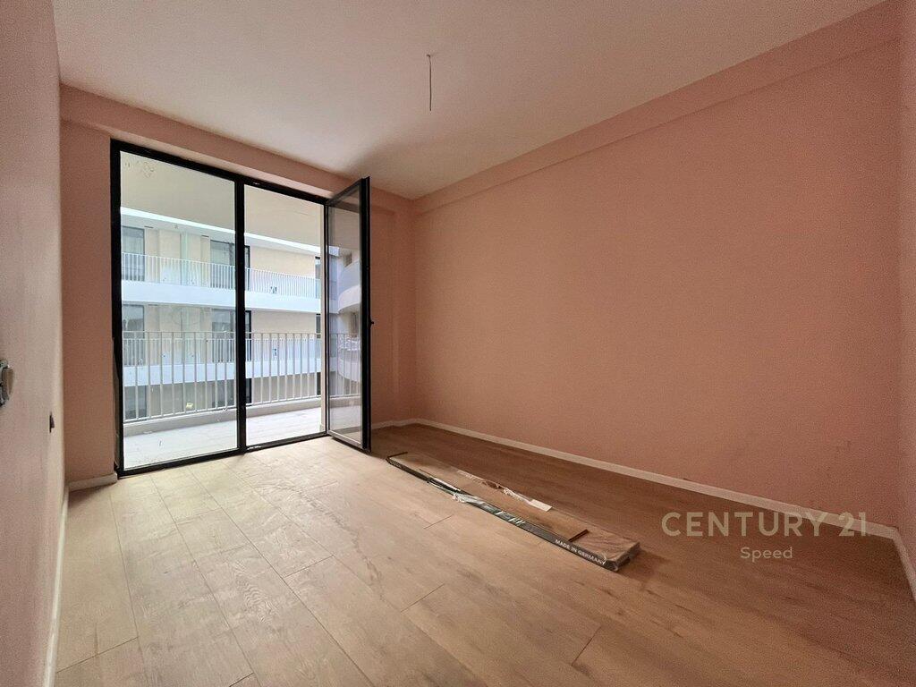 Apartment 3+1 for rent for offices on Mine Peza Street!!