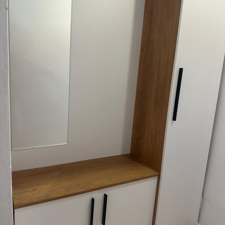 Apartament 3+1 me qira – Mbi Brryl, përballë Maternitetit të Ri