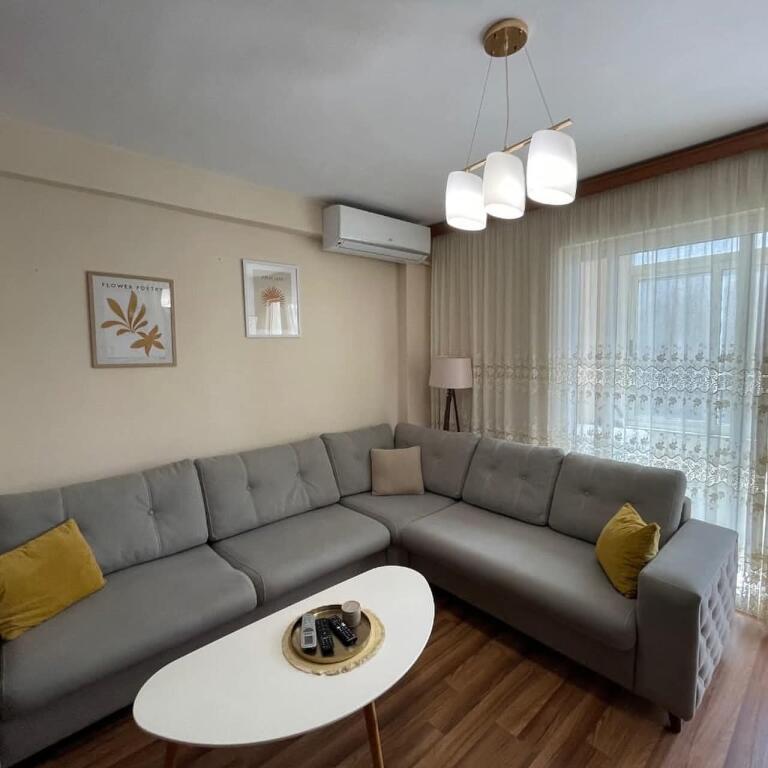 ✨ Apartament 3+1+2 me Qira – Zona Garda, Tiranë ✨