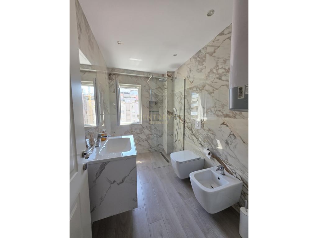 APPARTAMENTO 2+1+2 IN AFFITTO A ISH BLLOK - 1.000 € /Mese