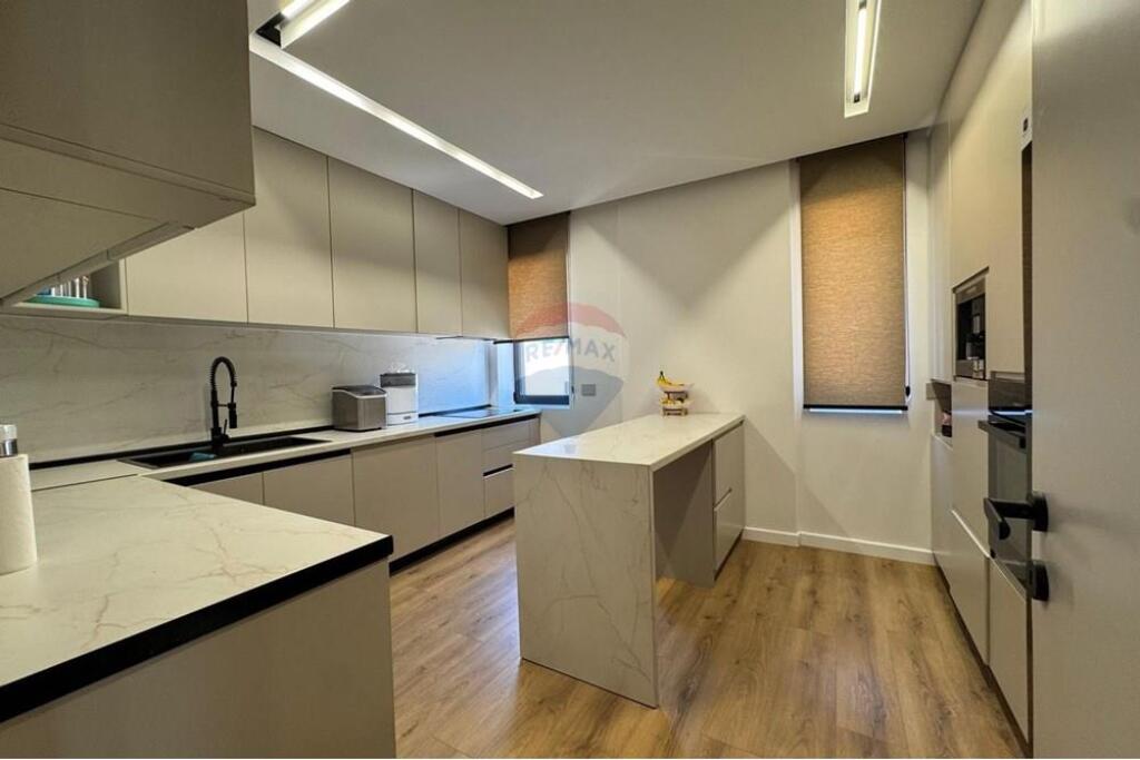 Duplex in Vendita a Kodra e Diellit