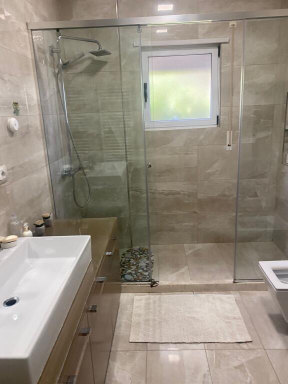 Affittasi 2+1 lago asciutto 700 eu arredato