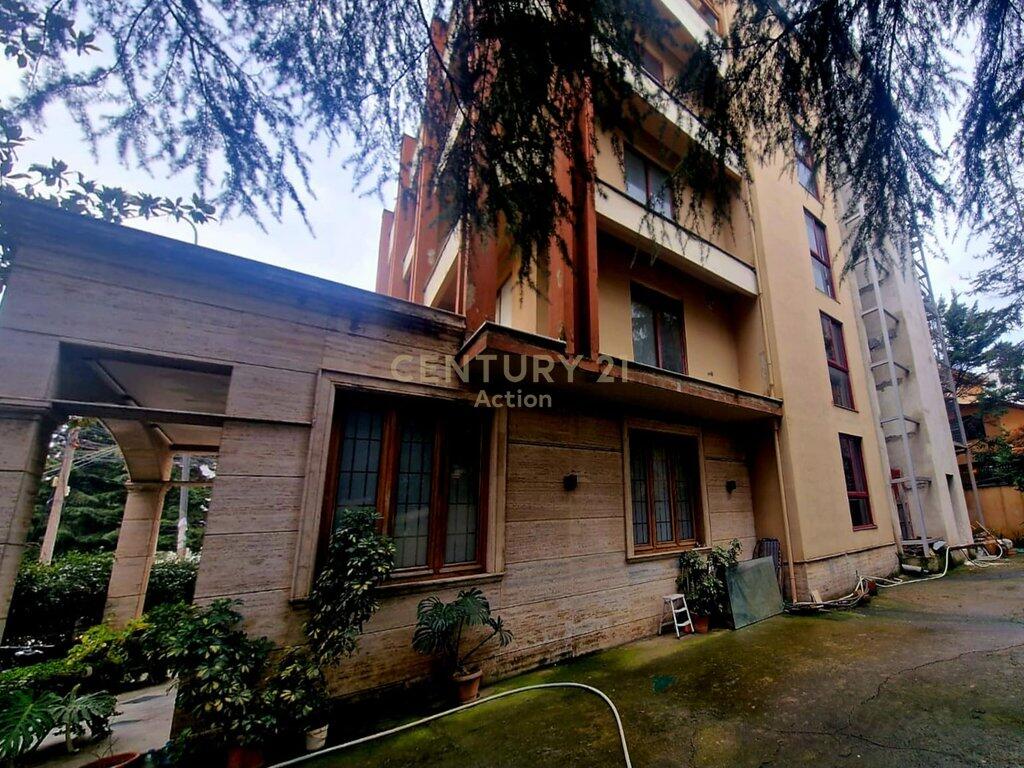 GODINE 5 KATE ME QIRA NE BLV. "BAJRAM CURRI", TIRANE! Çmimi sipas kërkesës /Muaj