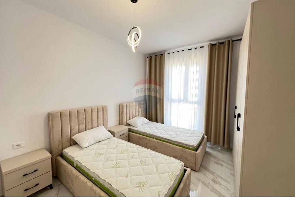 APPARTAMENTO 2+1+2 + POSTO AUTO AL TRIO TOWER !