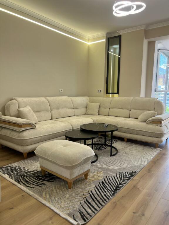1+1 for rent New Boulevard