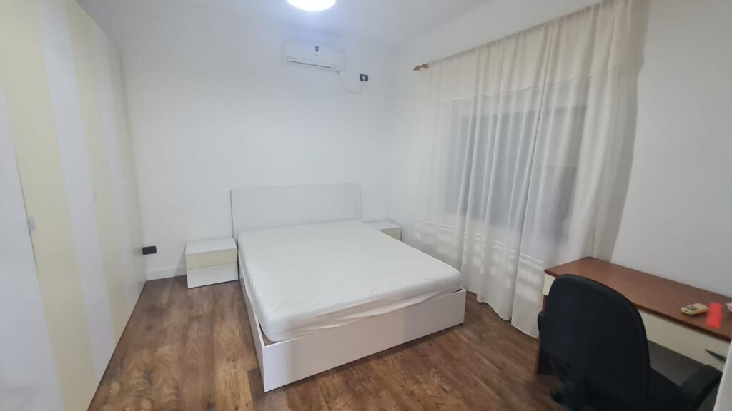For rent 2+1, 2nd floor in a private villa, near police station 3, Mine Peza street.