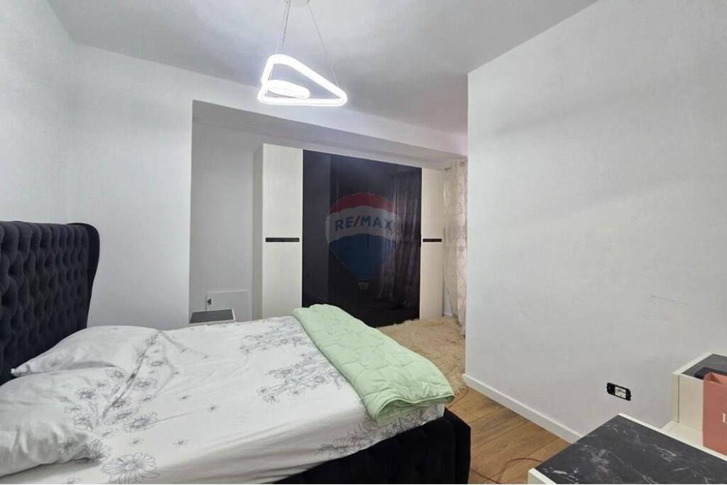 Apartament 2+1 per shitje ne Porcelan !
