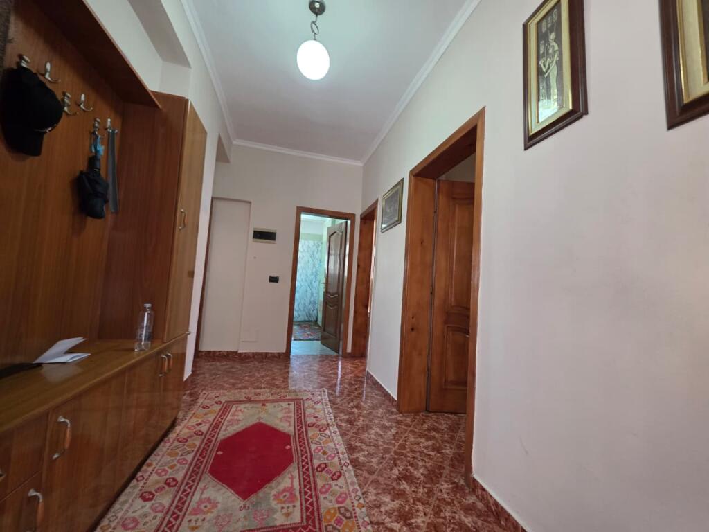 Super apartment 2+1 for sale, Selvia Square, Dibra Street