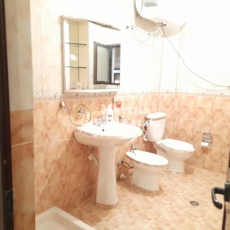 Affitto, Appartamento 1+1, in Via Ferit Xhajko, 400 Euro/Mese