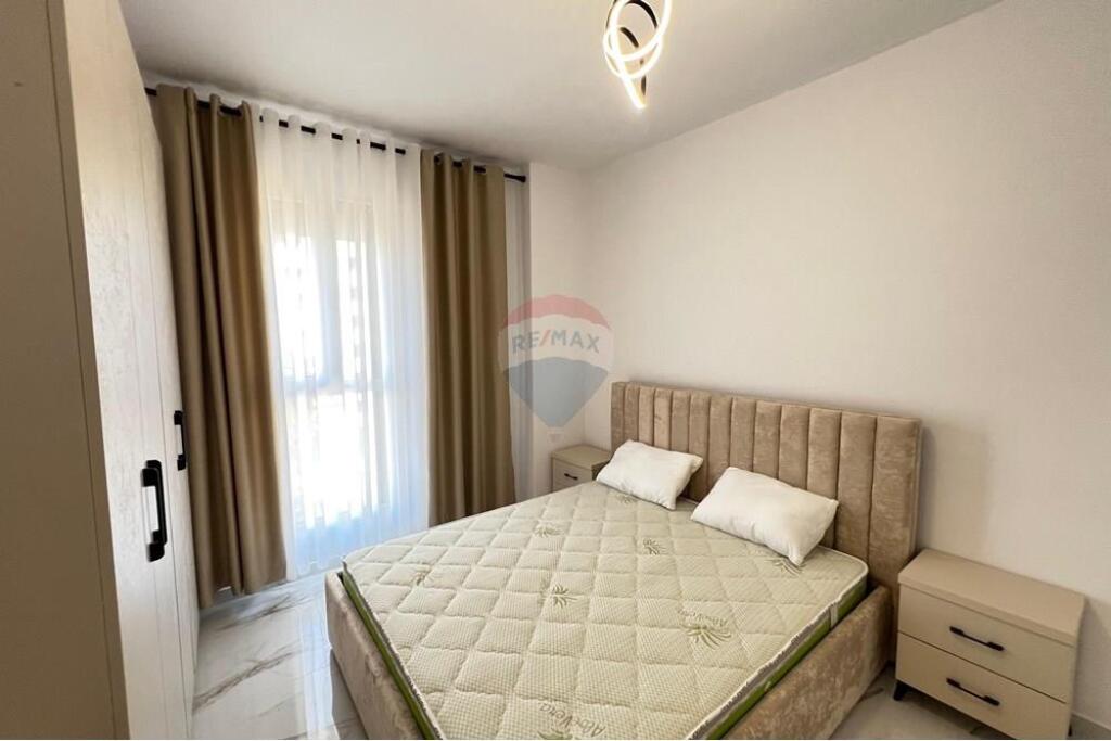 APPARTAMENTO 2+1+2 + POSTO AUTO AL TRIO TOWER !