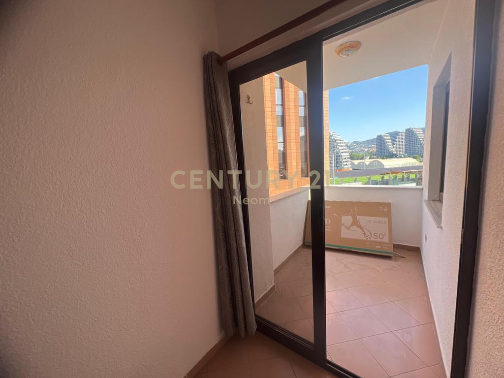 RRUGA E KOSOVARËVE, APARTAMENT 2+1+2 PËR QIRA! - 700 € /Muaj