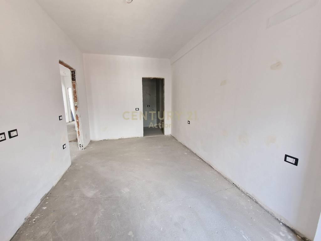 NUOVO BOULEVARD, IN VENDITA APPARTAMENTO 3+1+2 NEL COMPLESSO NDREGJONI! 204.000 €