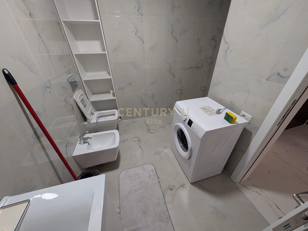 Apartment 1+1 with parking space for rent on Durres Street.