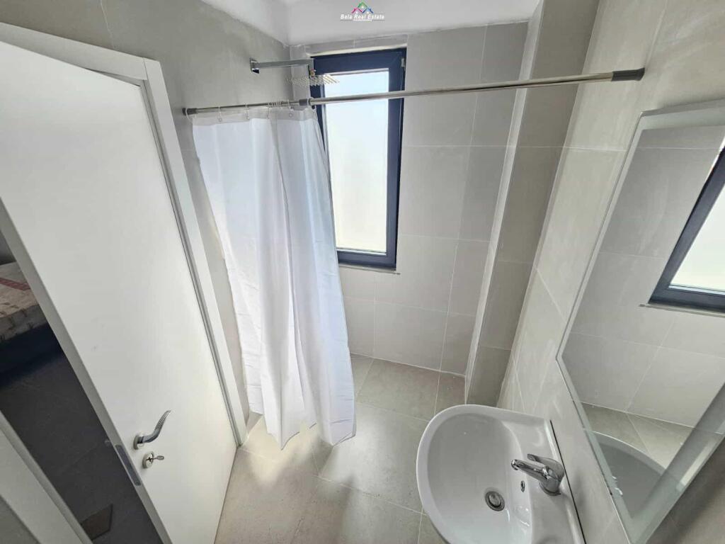 Appartamento in Affitto 2+1+posto auto ad Astir (ID B2201477) Tirana.