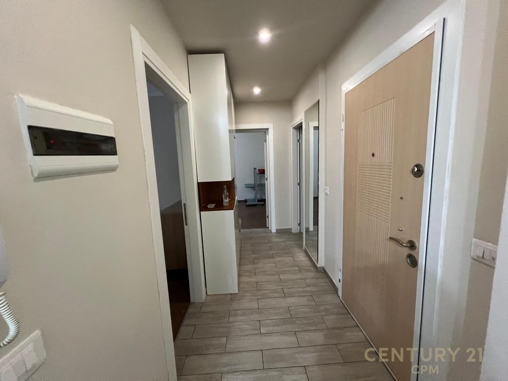 APARTAMENT PER QIRA TEK KOMUNA E PARISIT!