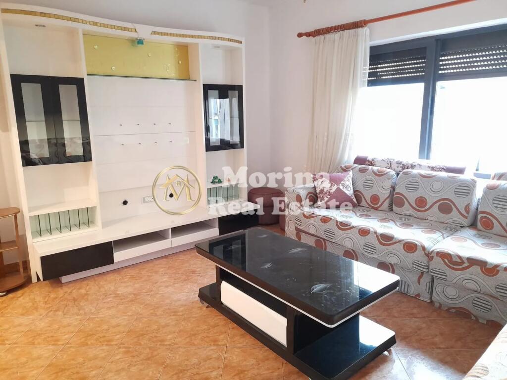Affitto, Appartamento 1+1, in Via Ferit Xhajko, 400 Euro/Mese