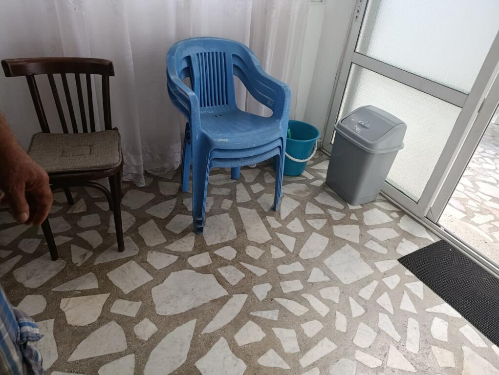 Il primo piano di una casa privata 2+1 in affitto a Fortuzi
