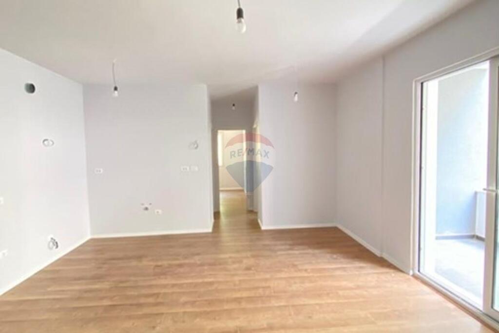 IN VENDITA, APPARTAMENTO 2+1+2, FRESKU, TIRANA