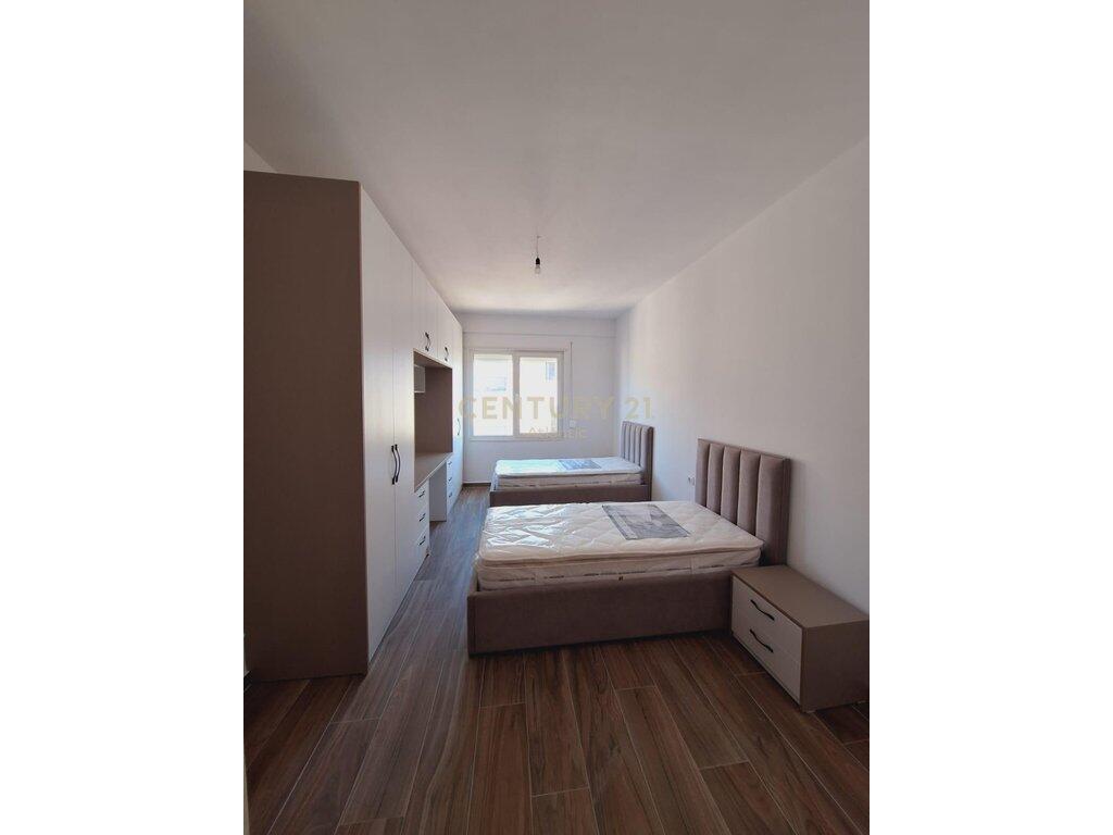 Apartment 2+1 For Rent in Kamez Center, Tirana - 800€ | 128 m²