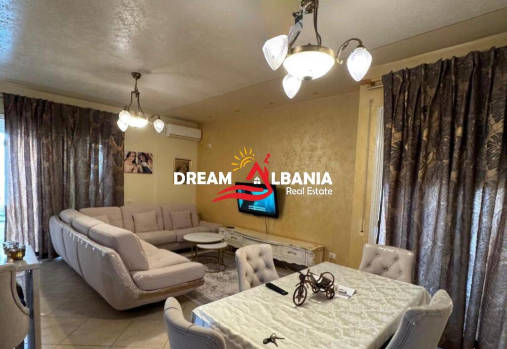 Appartamento 2+1+2 in vendita a Vlore via Cipajve (ID 41212053)