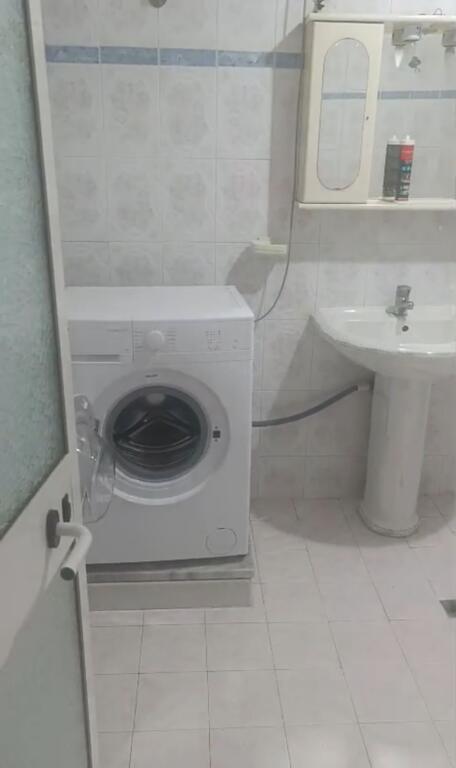 Qera ,Hyrje private  1+1, Amerikan II , 280 Euro/Muaj