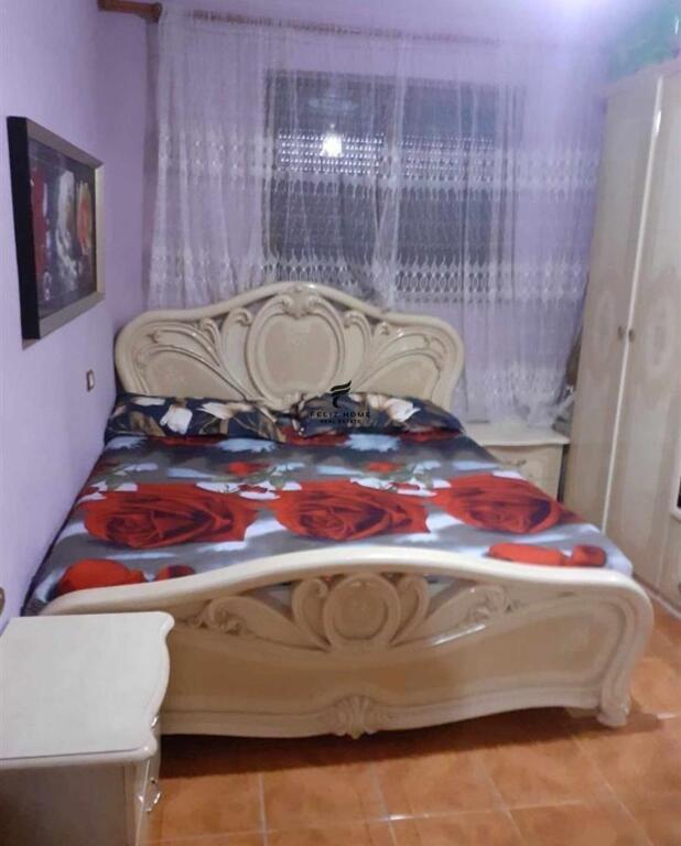 APARTAMENT ME QERA 1+1 PORCELAN 400 EURO