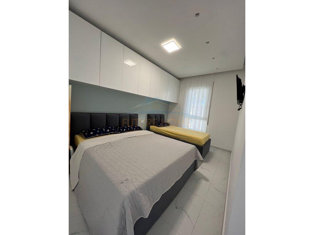 Apartment 2+1+2 for sale San Pietro Lalzi Bay