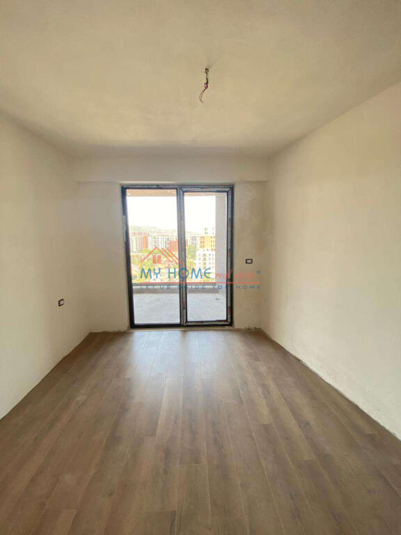 Apartament 1+1 ne Shitje te Ish Fusha e Aviacionit Tirane