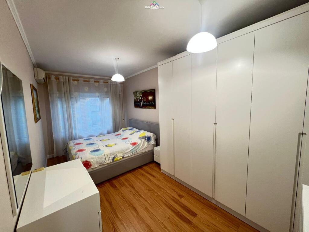 Apartament /Dublex Me Qera 2+1+2 Tek Kodra e Diellit 2 (ID B2201475) Tirane