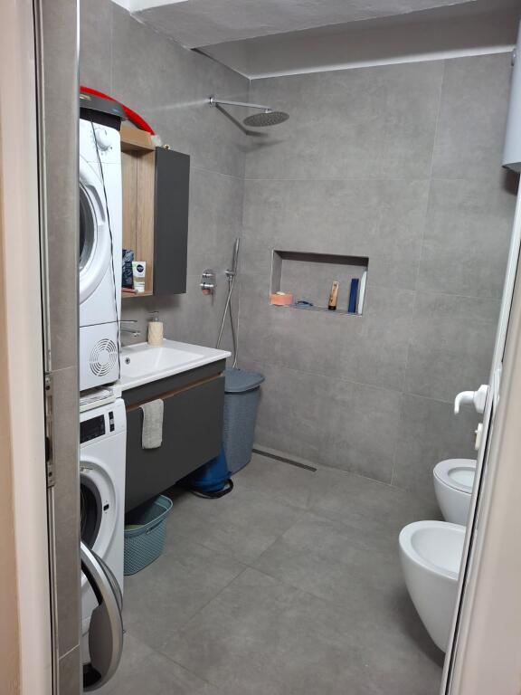 🏡 Appartamento in Affitto – Via Grigor Heba 💶 Prezzo: 1000€/mese