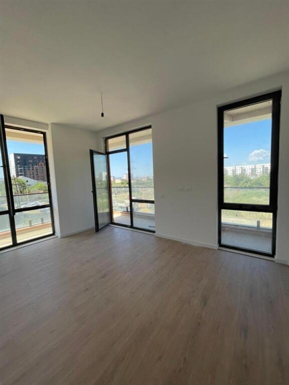 APPARTAMENTO IN VENDITA A PREZZO OCCASIONE 2+1 AL NUOVO BOULEVARD DI TIRANA